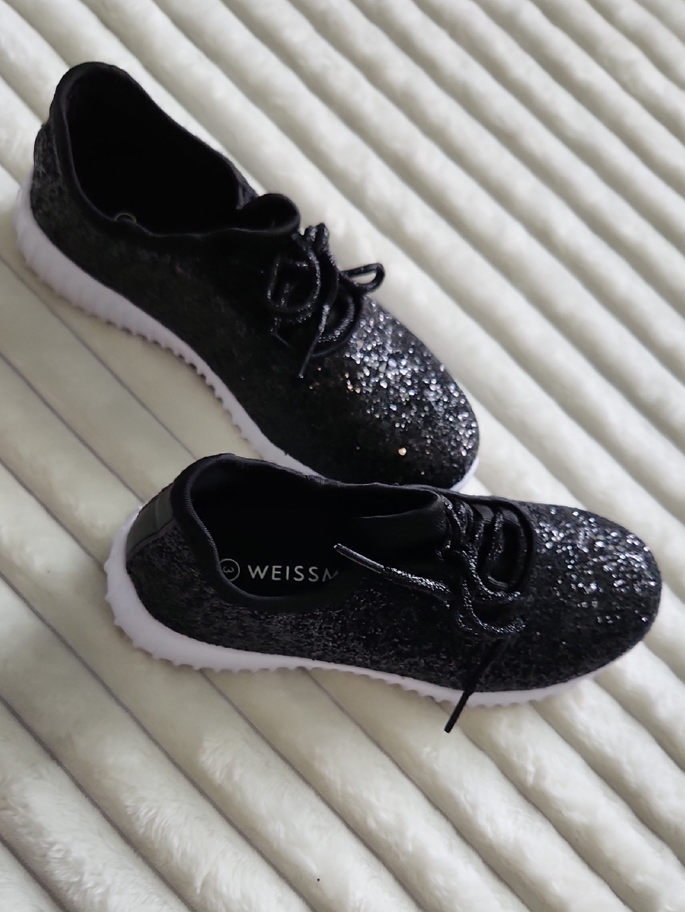Weissman Black Glitter Kids Slip-On Sneakers - Picture 4 of 4
